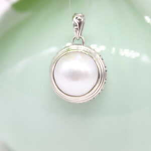 genuine mabe pearl sterling silver pendant 321105